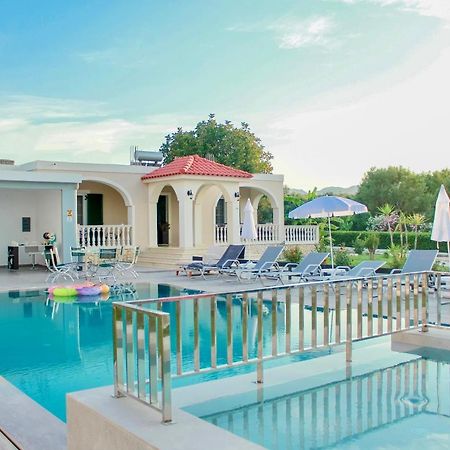 Gk Holiday Home Трагаки Экстерьер фото