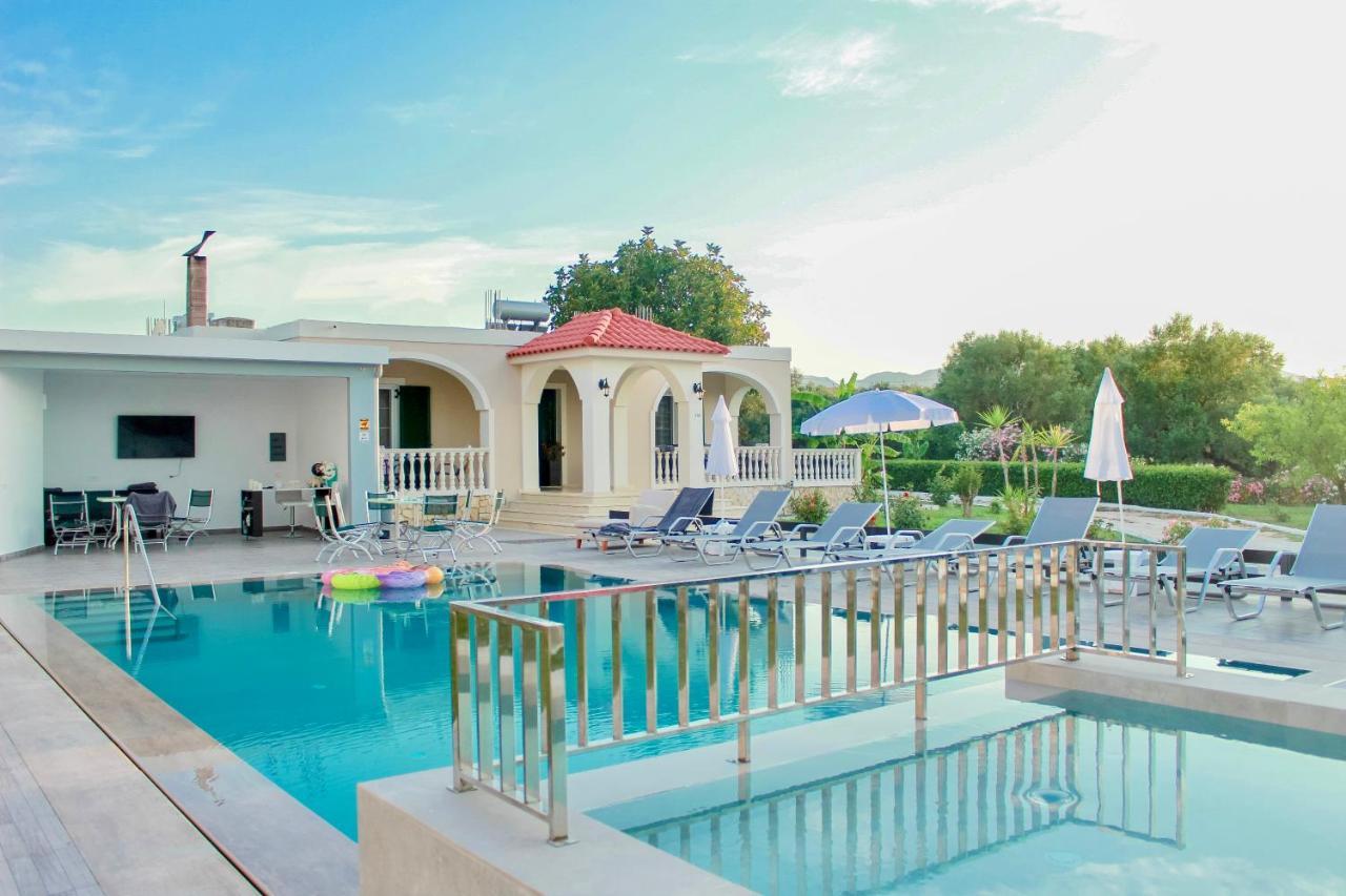 Gk Holiday Home Трагаки Экстерьер фото